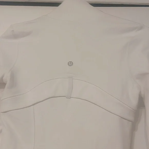 RARE Lululemon Define Dress….PERFECT condition!! - Picture 5 of 5